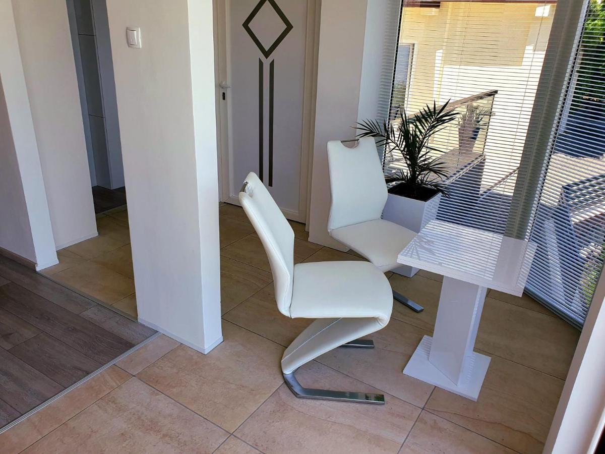 Penthouse Jacuzzi & Pool Apartmants Opatija Exterior foto