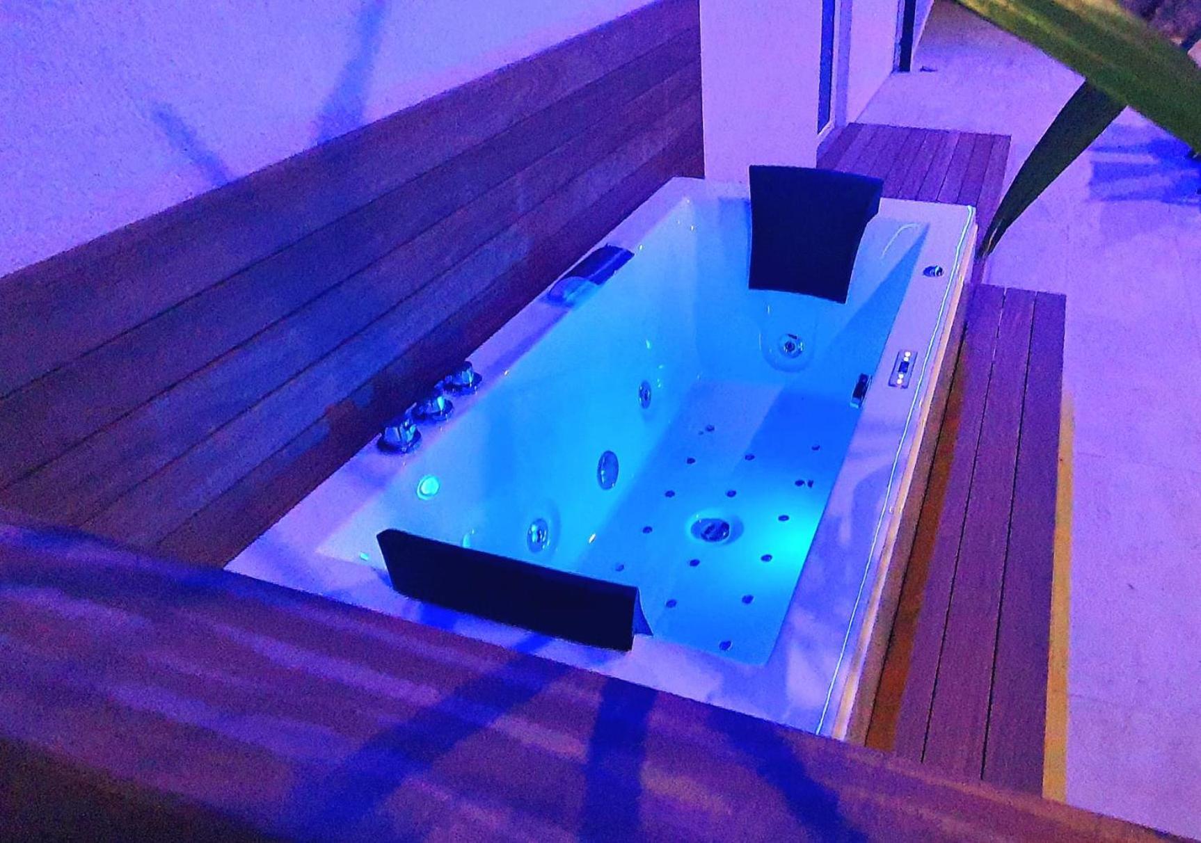 Penthouse Jacuzzi & Pool Apartmants Opatija Exterior foto